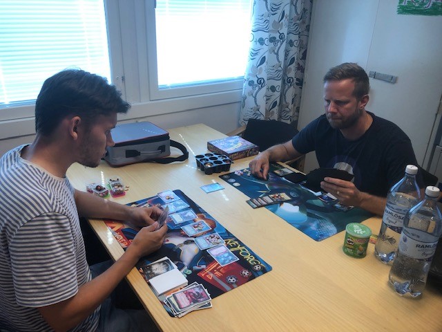 playing keyforge