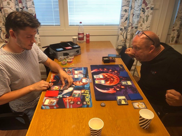 playing keyforge