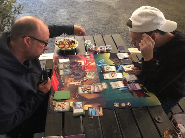 playing keyforge